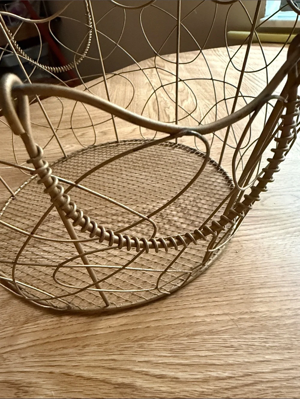Decorative Gold Wire Basket - Stylish Home Accent. 12x12x6 1/2”. Vintage.